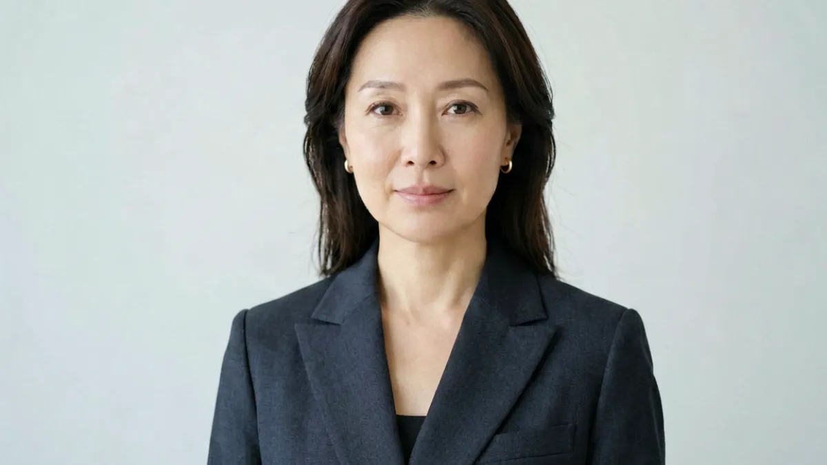 桃乃木香奈全盛期宣传照，展现其从清纯少女到成熟女性的演变轨迹
